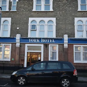 Hotel York, Ilford